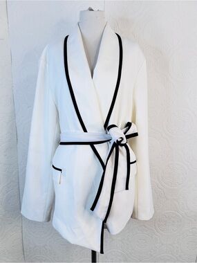 NEW Blazer Jacket sz 20 Off White & Black Belted 7th Avenue New York & Company